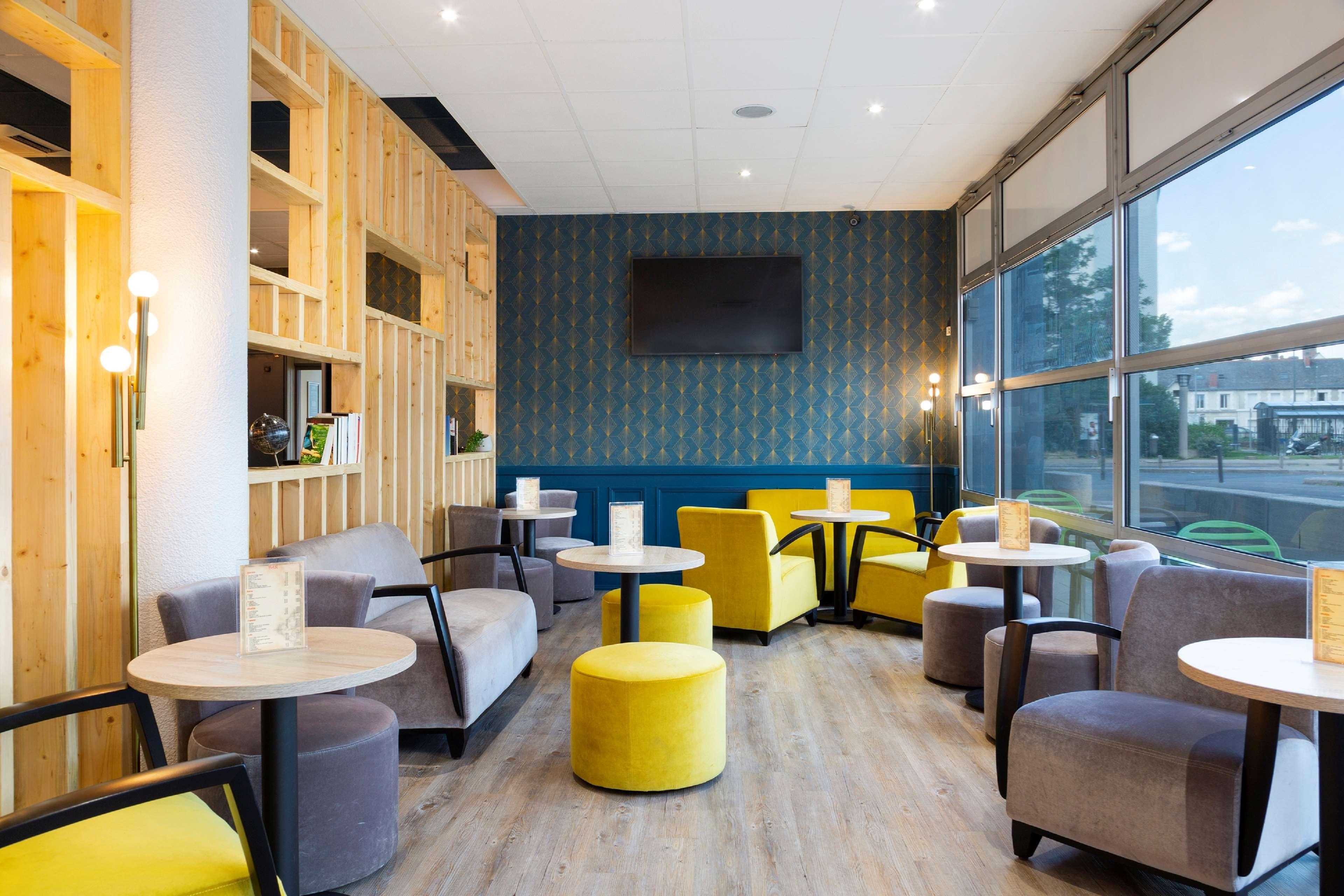 Hotel Kyriad Tours St Pierre Des Corps Gare Saint-Pierre-des-Corps Exterior foto